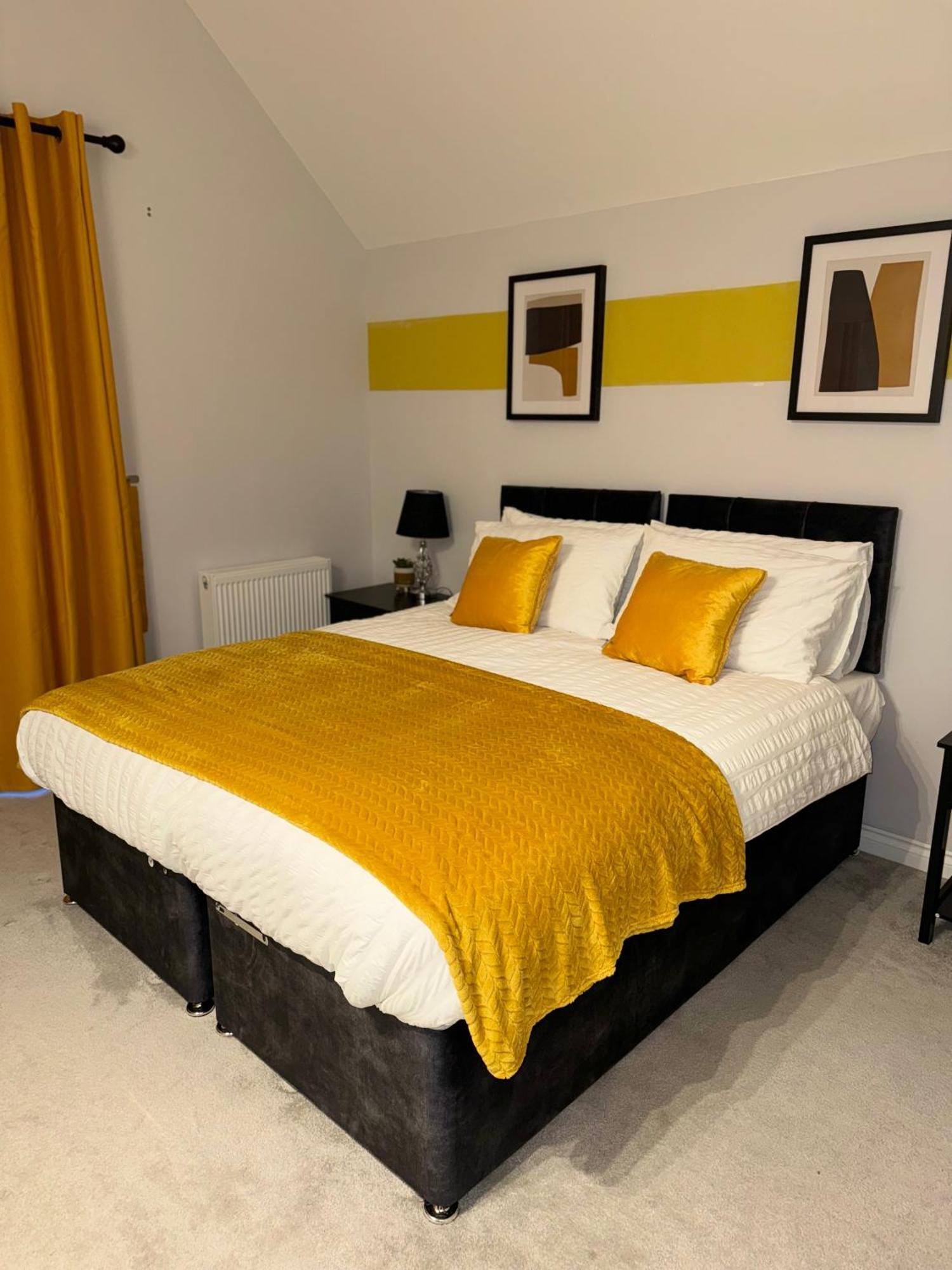 Nhs Workers And Students Haven - The Bee Hive Villa Reading Luaran gambar