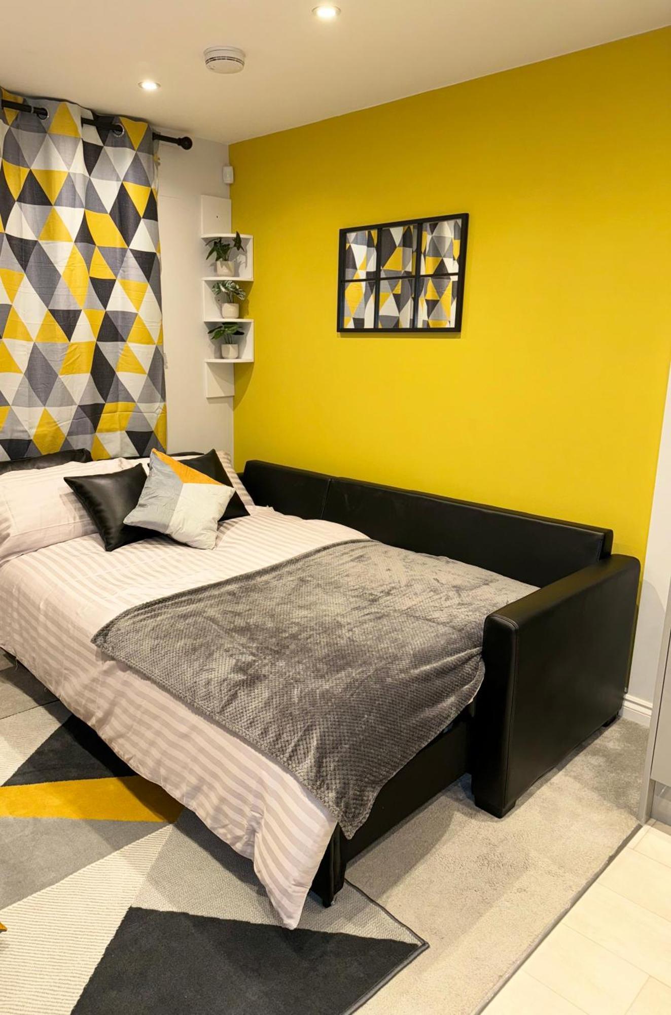 Nhs Workers And Students Haven - The Bee Hive Villa Reading Luaran gambar